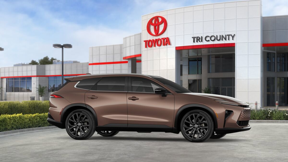 New 2026 Toyota Crown Signia image 13