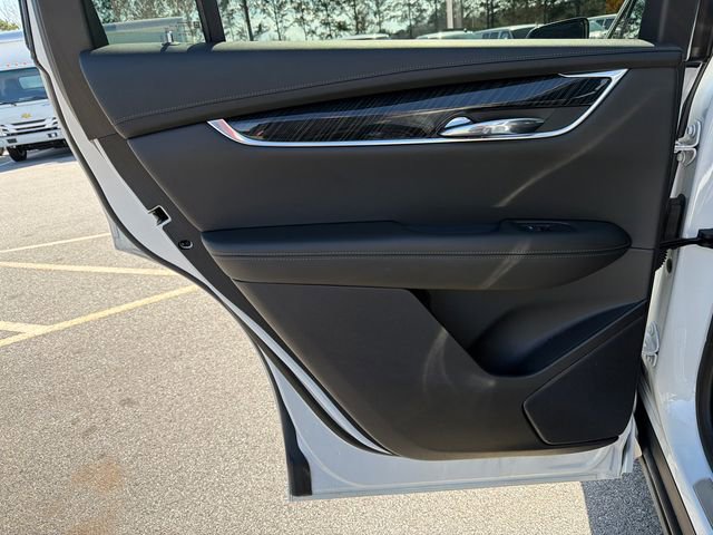 Used 2022 Cadillac XT6 Premium Luxury image 22