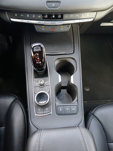 Used 2023 Cadillac XT4 Premium Luxury image 22