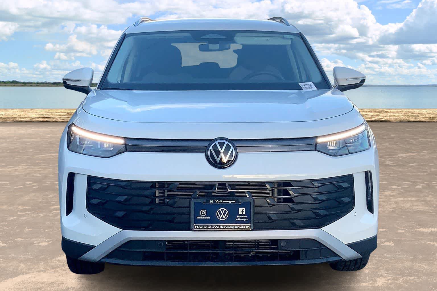 Used 2025 Volkswagen Tiguan S FWD image 6