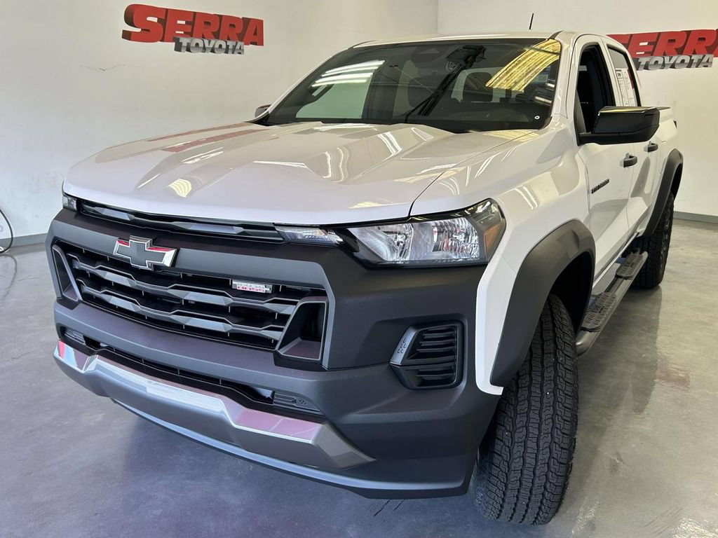 Used 2026 Chevrolet Colorado Trail Boss AWD/4WD image 7