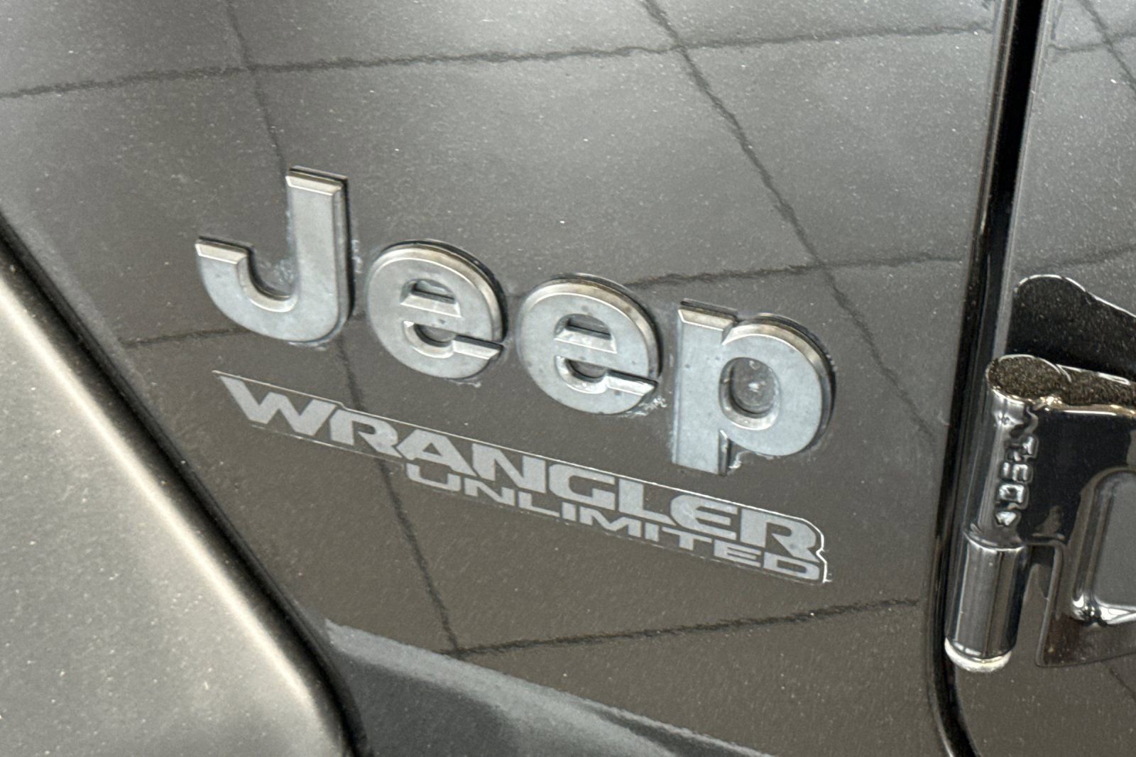 Used 2020 Jeep Wrangler Unlimited Sport image 24