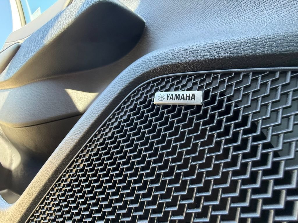 New 2026 Mitsubishi Outlander AWD image 38