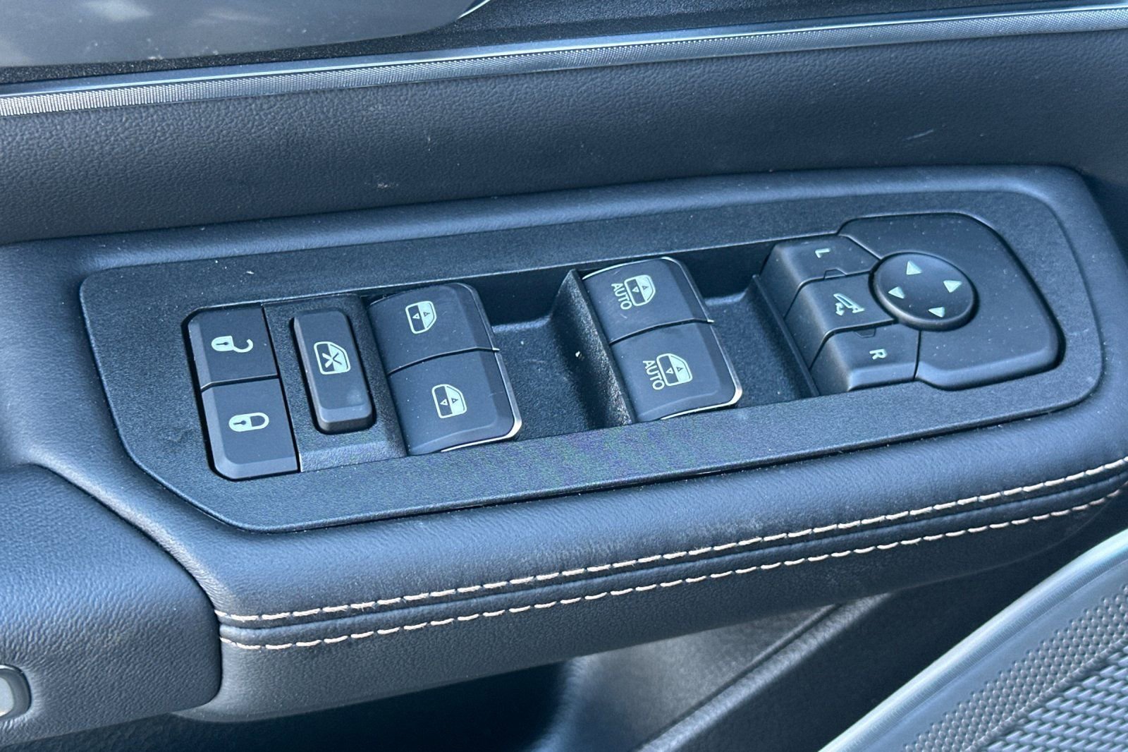 New 2026 RAM 1500 Tungsten image 13