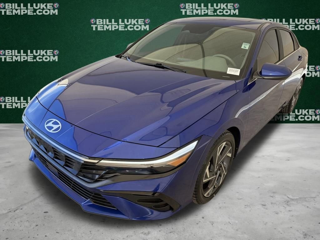 Used 2024 Hyundai Elantra SEL w/ Convenience Package FWD image 7