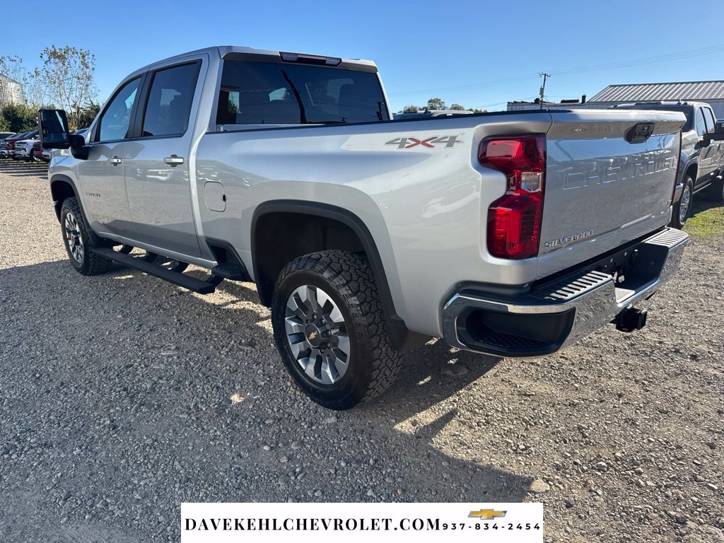 Used 2021 Chevrolet Silverado 2500 LT w/ All Star Edition AWD/4WD image 3
