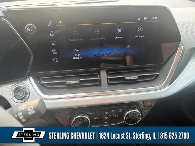 Used 2025 Chevrolet Trax LT FWD image 22