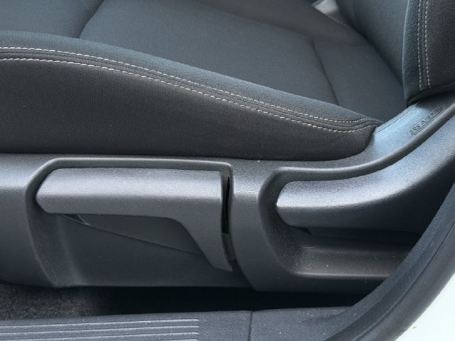 Used 2024 Nissan Rogue S AWD/4WD image 25