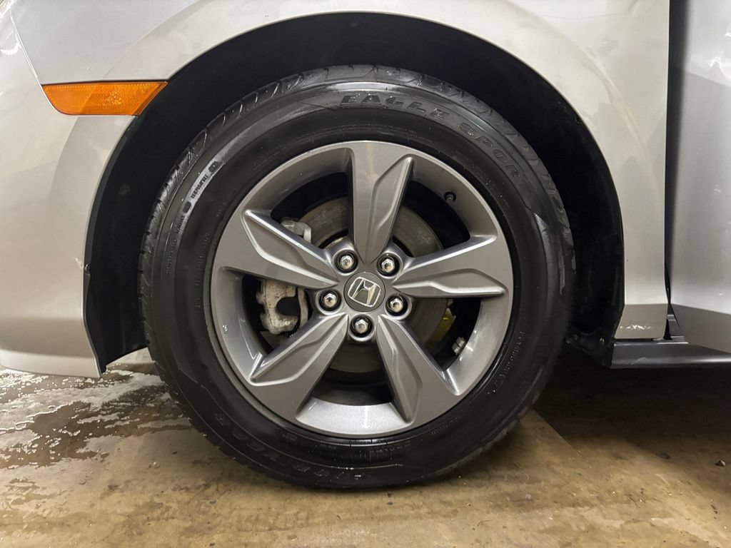 Used 2023 Honda Odyssey EX image 32