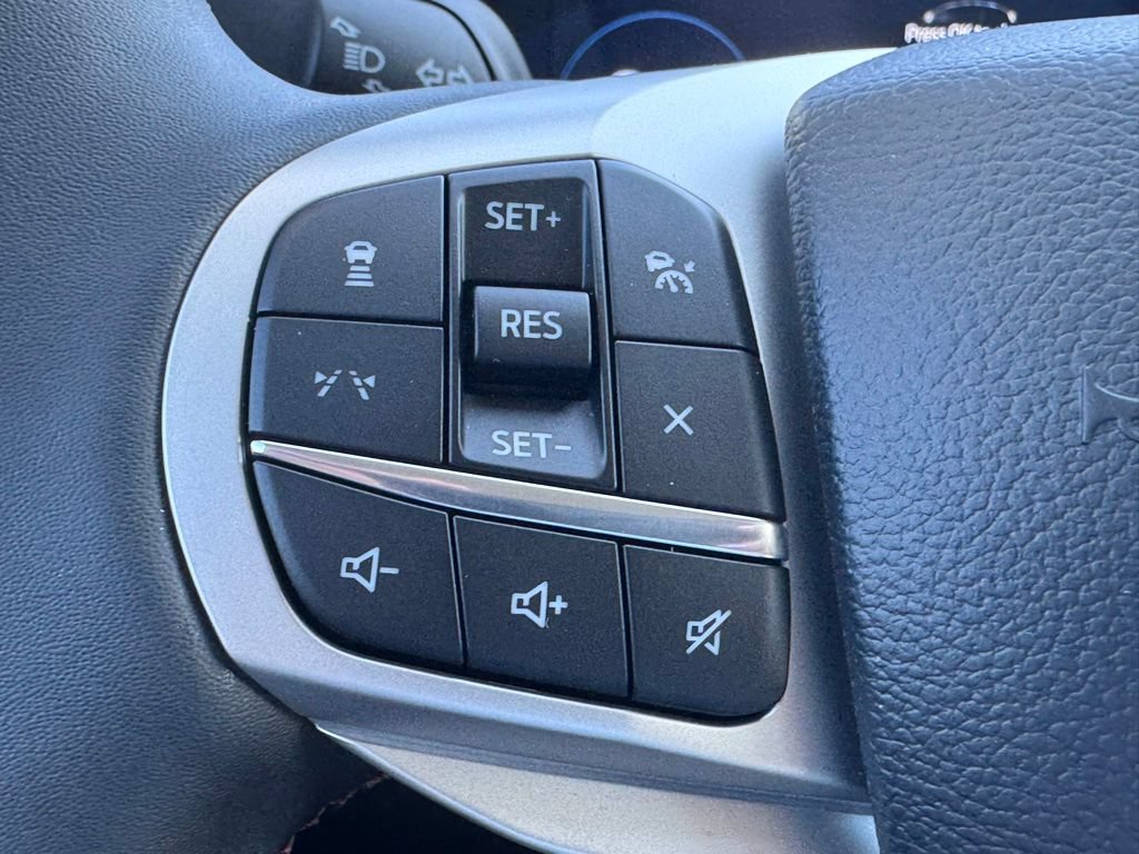 New 2026 Ford Explorer Active w/ Active Comfort Package AWD/4WD image 36