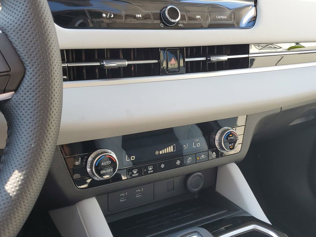 New 2026 Mitsubishi Outlander SE image 30