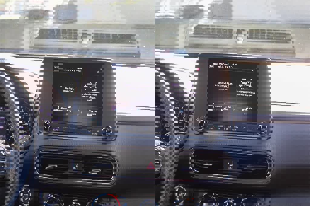 Certified 2023 Hyundai Kona SEL image 21