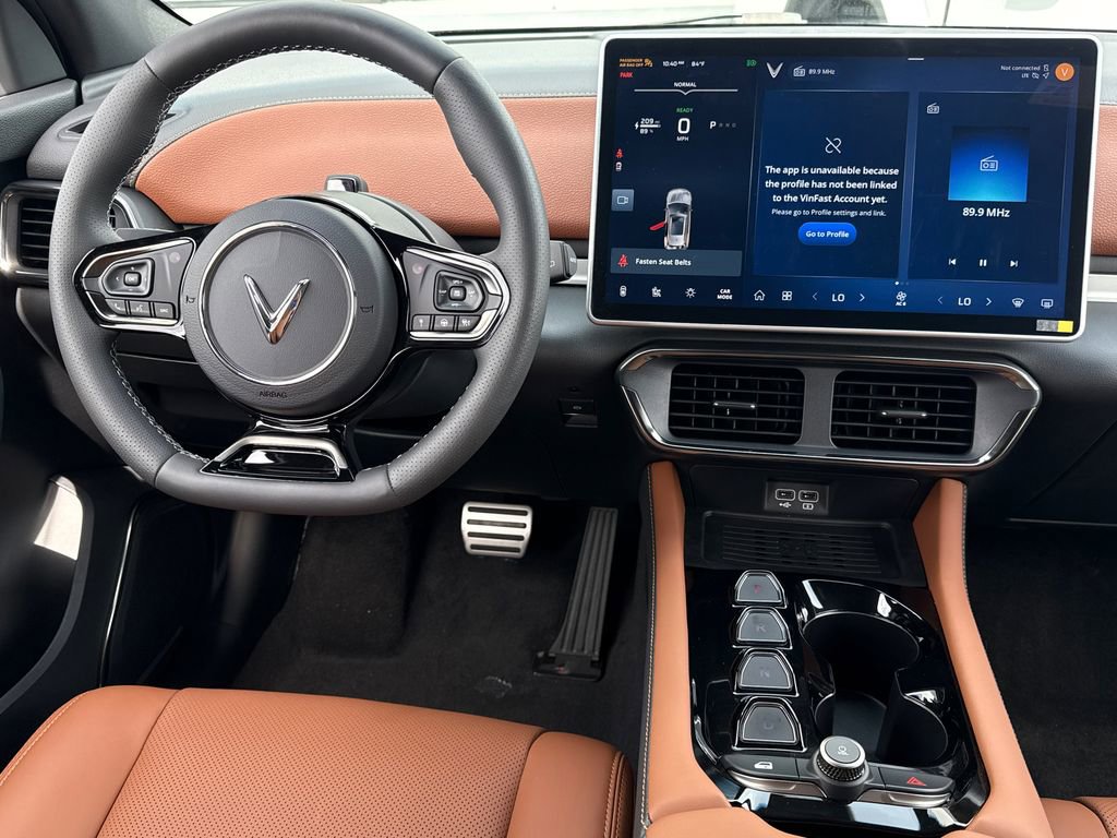 New 2025 VinFast VF 8 Plus AWD/4WD image 19