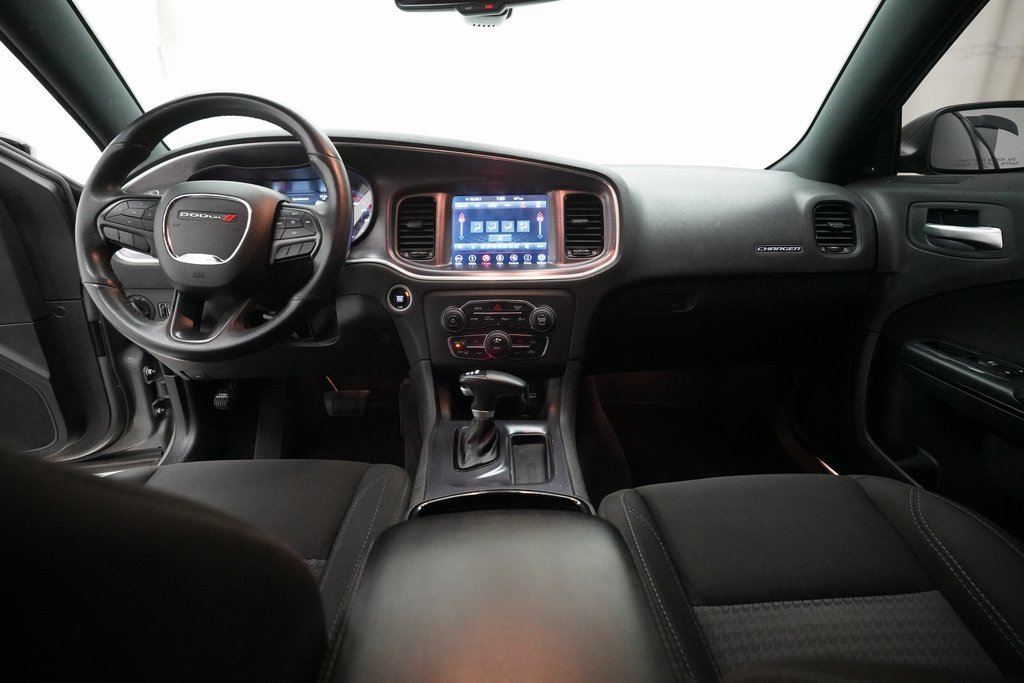 Used 2018 Dodge Charger GT w/ Blacktop Package image 5