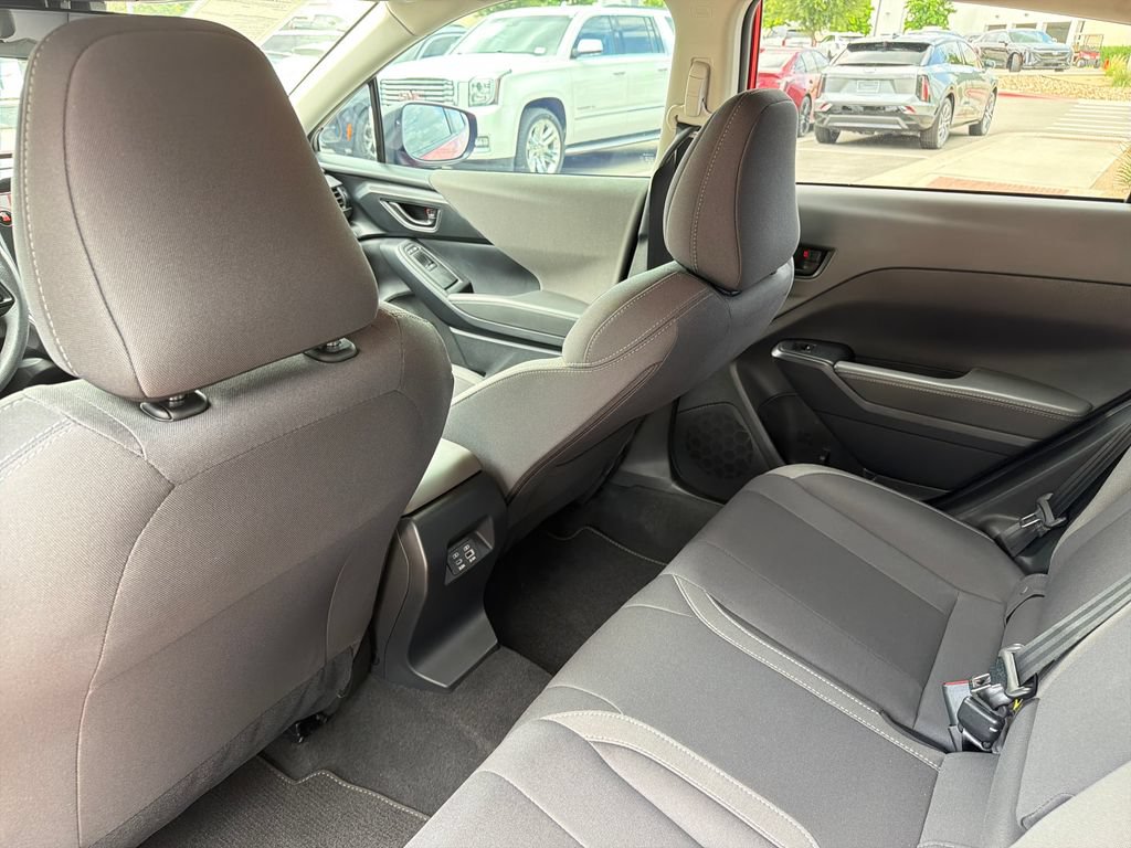 Used 2025 Subaru Crosstrek 2.5i Premium AWD/4WD image 40