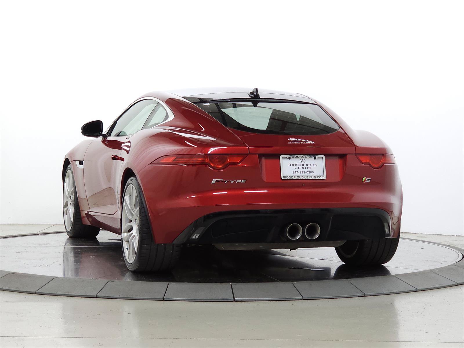 Used 2015 Jaguar F-TYPE S RWD image 5