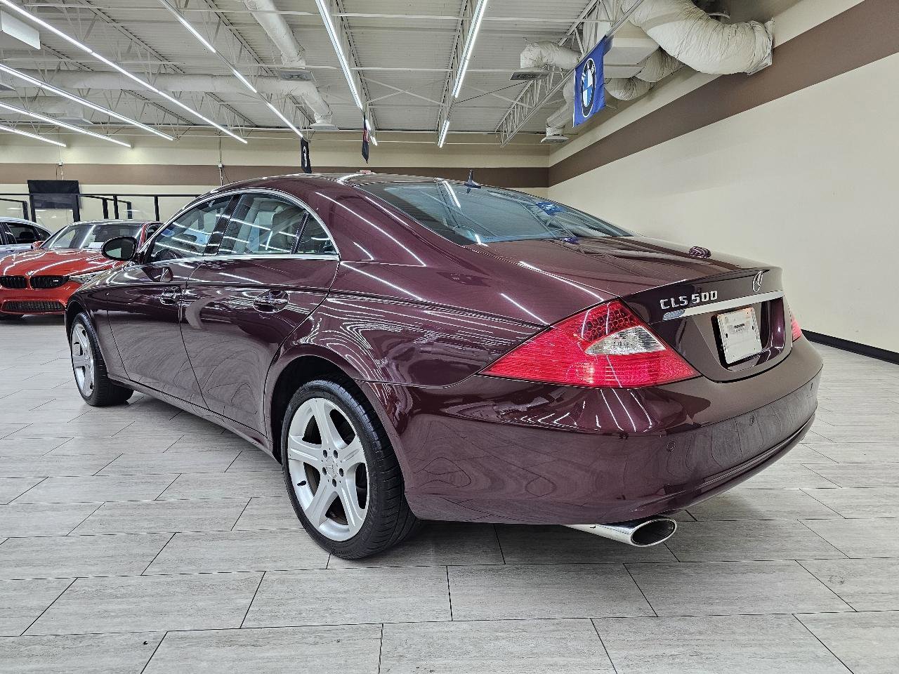 Used 2006 Mercedes-Benz CLS 500 w/ Premium Pkg image 9