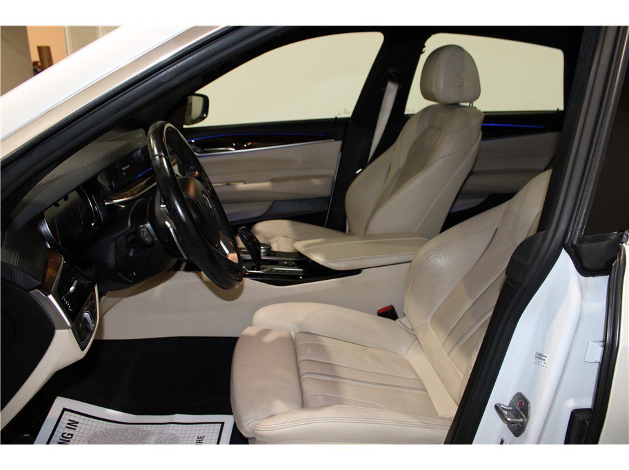 Used 2018 BMW 640i Gran Turismo xDrive w/ M Sport Package image 10
