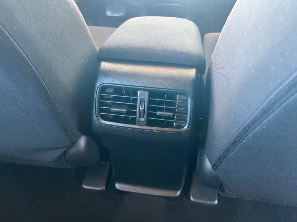 Used 2015 Honda CR-V LX image 18