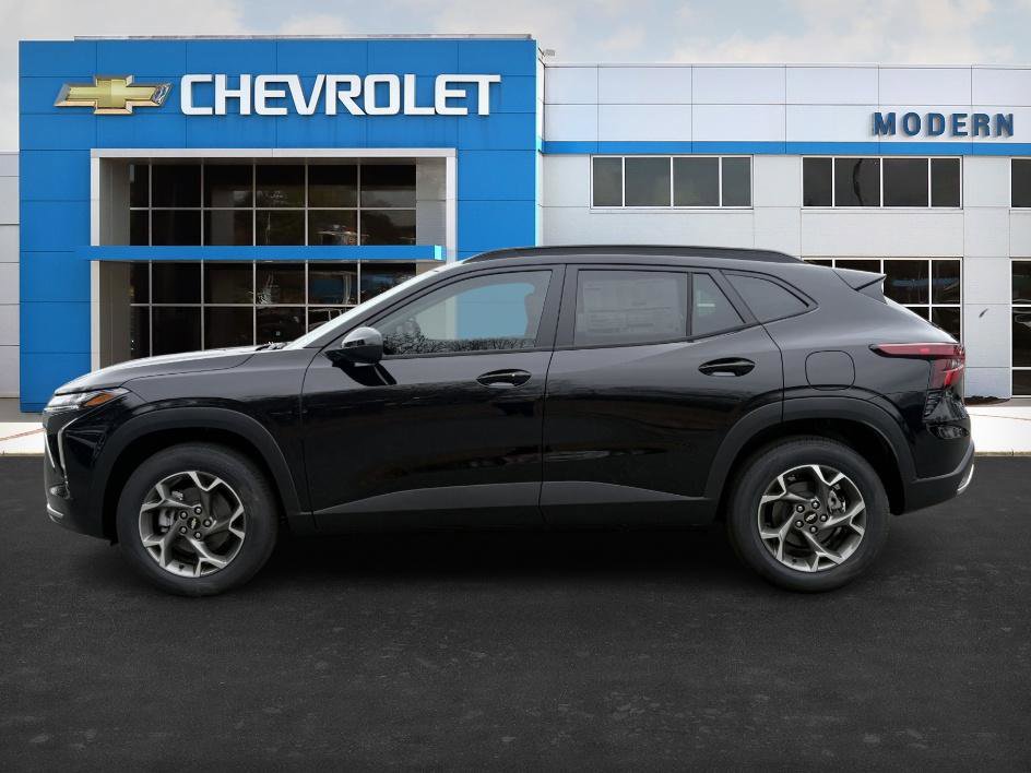 New 2026 Chevrolet Trax LT w/ LT Convenience Package image 2