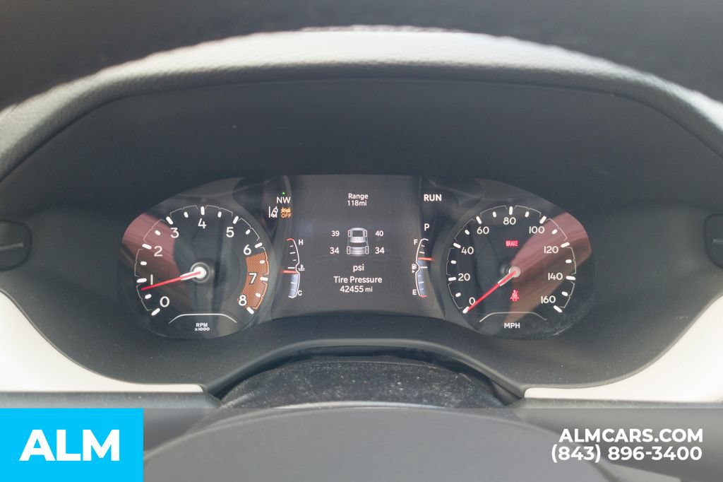 Used 2025 Jeep Compass Limited AWD/4WD image 30