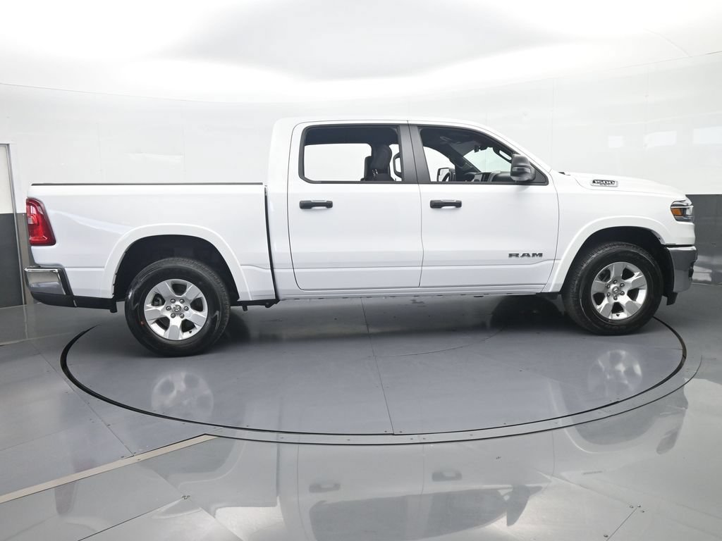 Used 2025 RAM 1500 Big Horn AWD/4WD image 7