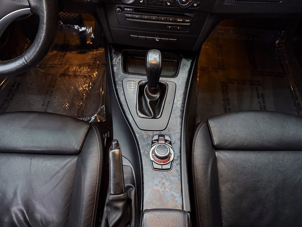 Used 2011 BMW 335i xDrive Sedan image 24