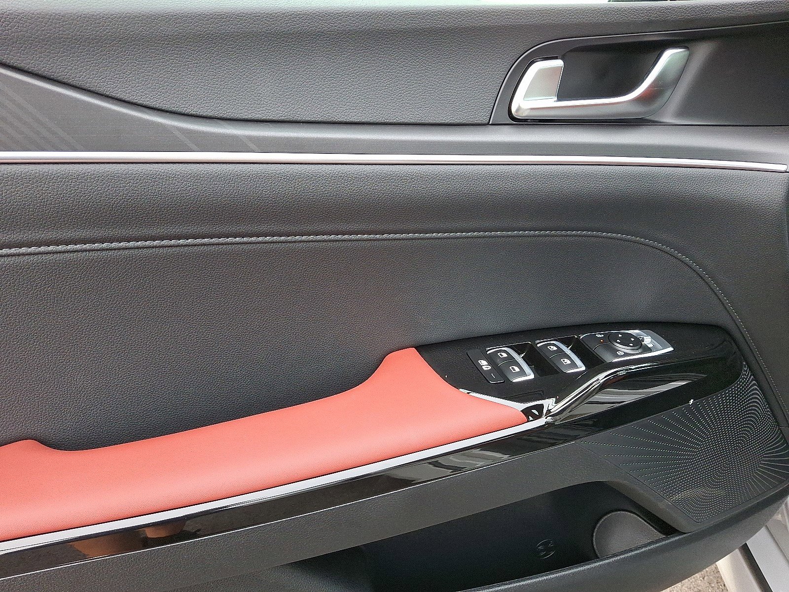 New 2026 Kia K5 GT-Line w/ GT-Line Red Interior Package FWD image 5