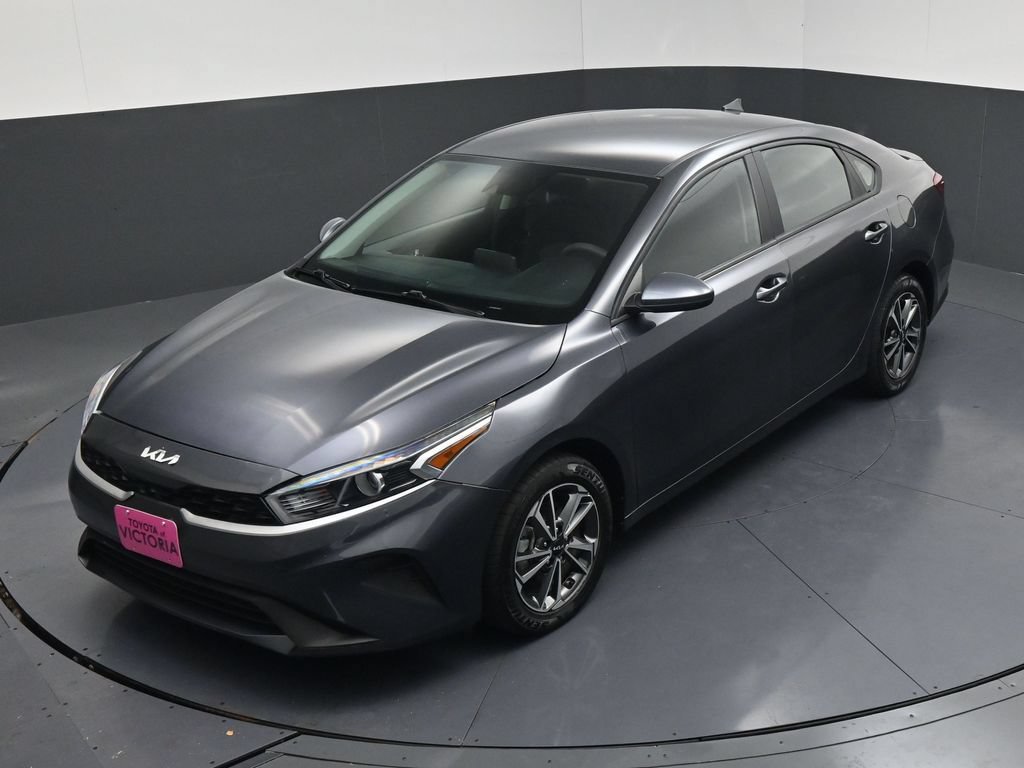 Used 2024 Kia Forte LXS FWD image 16