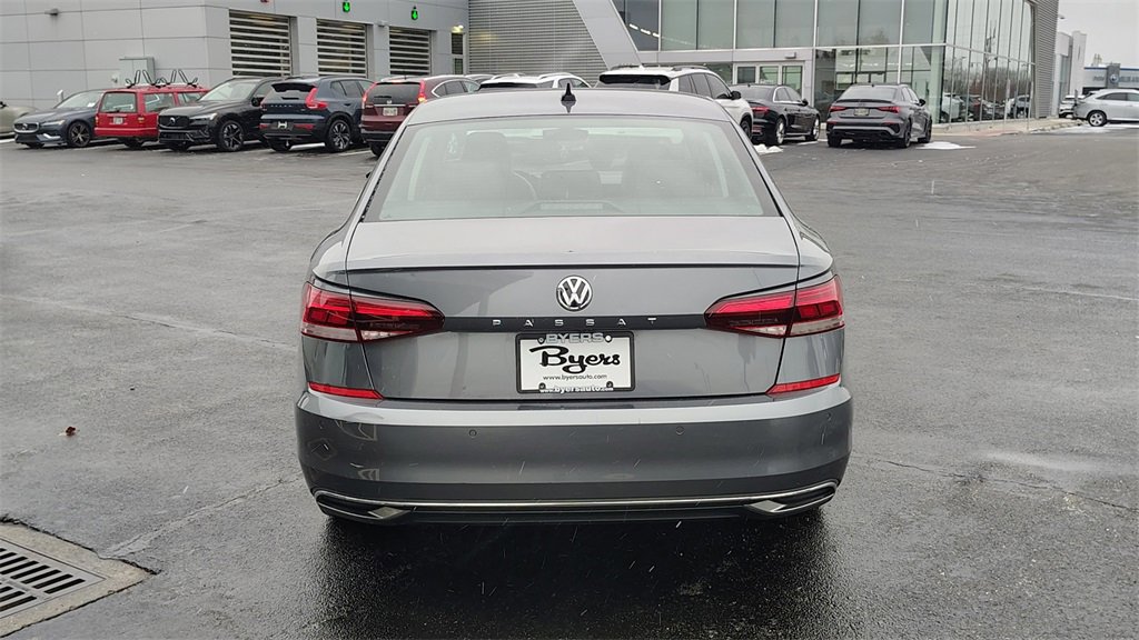 Used 2020 Volkswagen Passat 2.0T SEL image 31