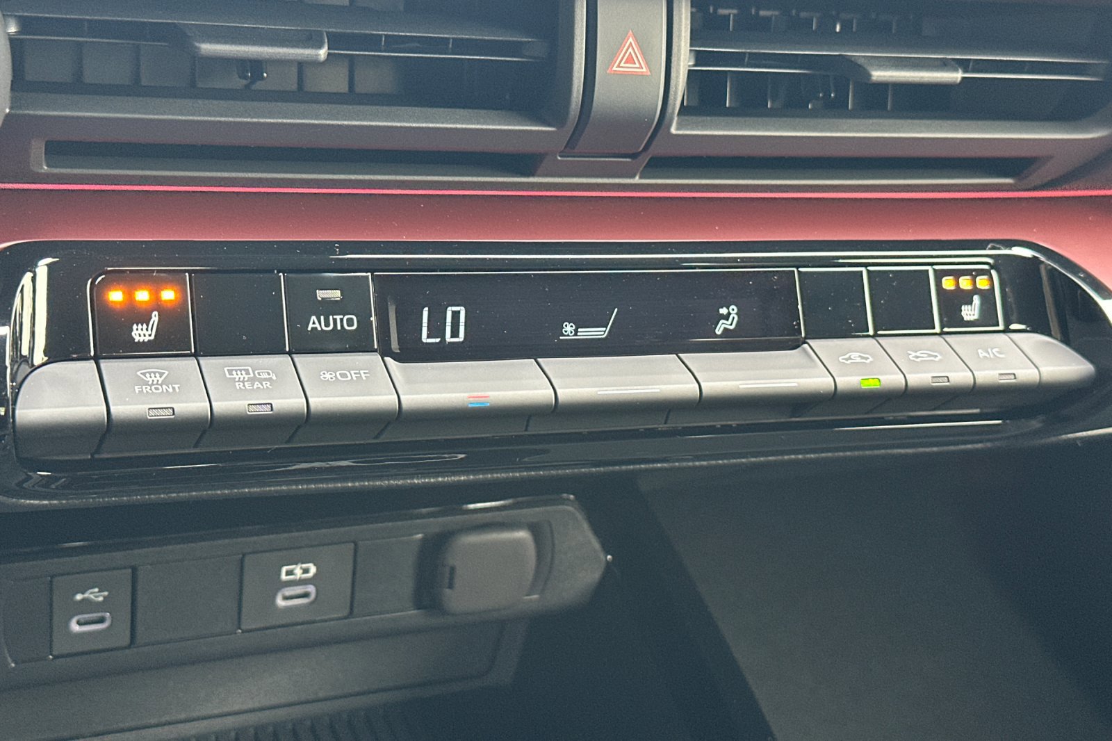 New 2026 Toyota Prius XSE image 17