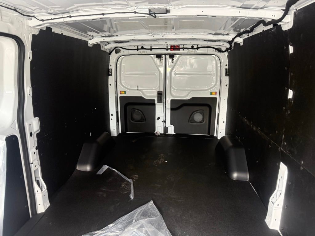 New 2026 Ford Transit 250 Low Roof w/ Load Area Protection Package RWD image 20