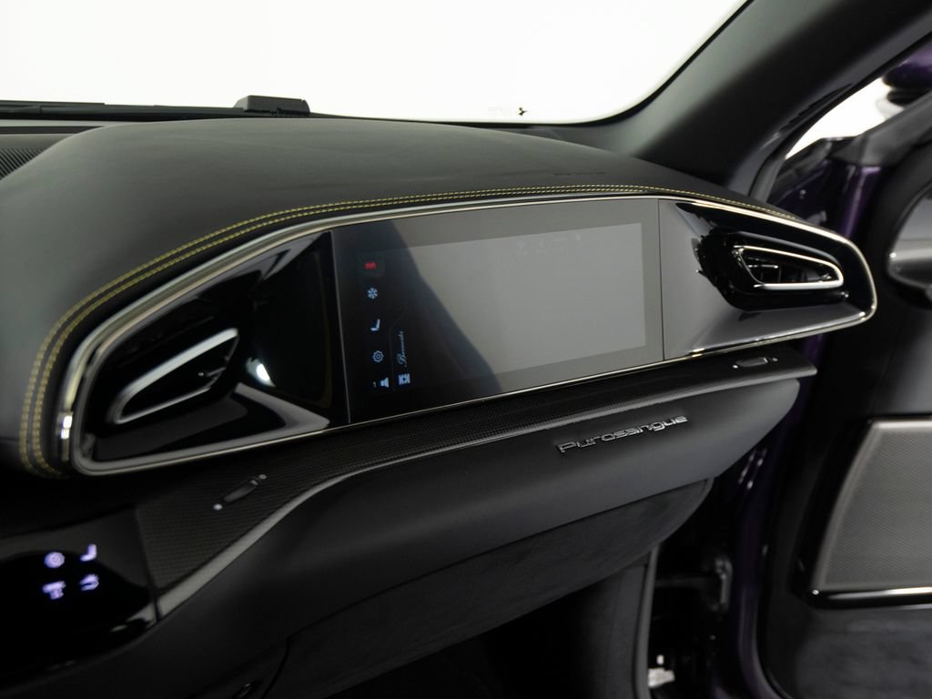 Used 2025 Ferrari Purosangue AWD/4WD image 23