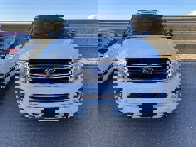 Used 2017 Ford Expedition XLT AWD/4WD image 6