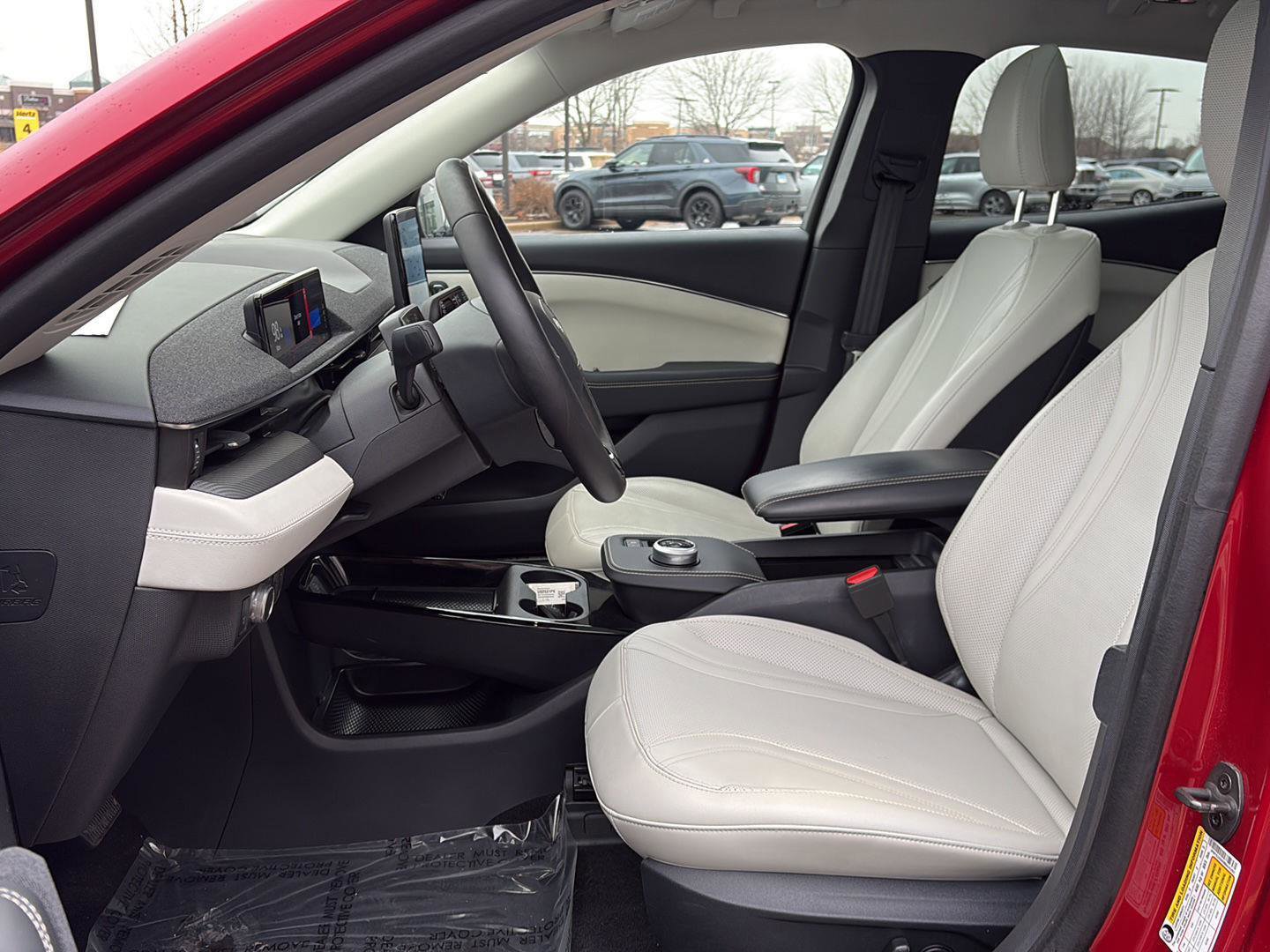 Used 2021 Ford Mustang Mach-E Premium image 16