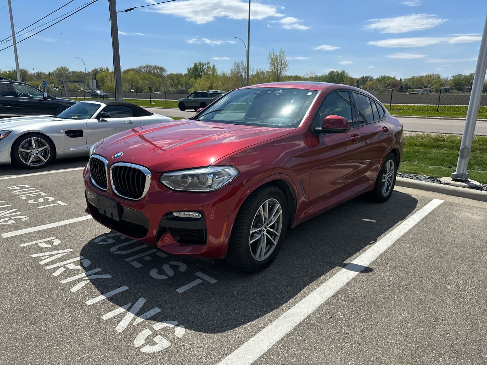 Used 2019 BMW X4 xDrive30i w/ M Sport Package AWD/4WD image 3