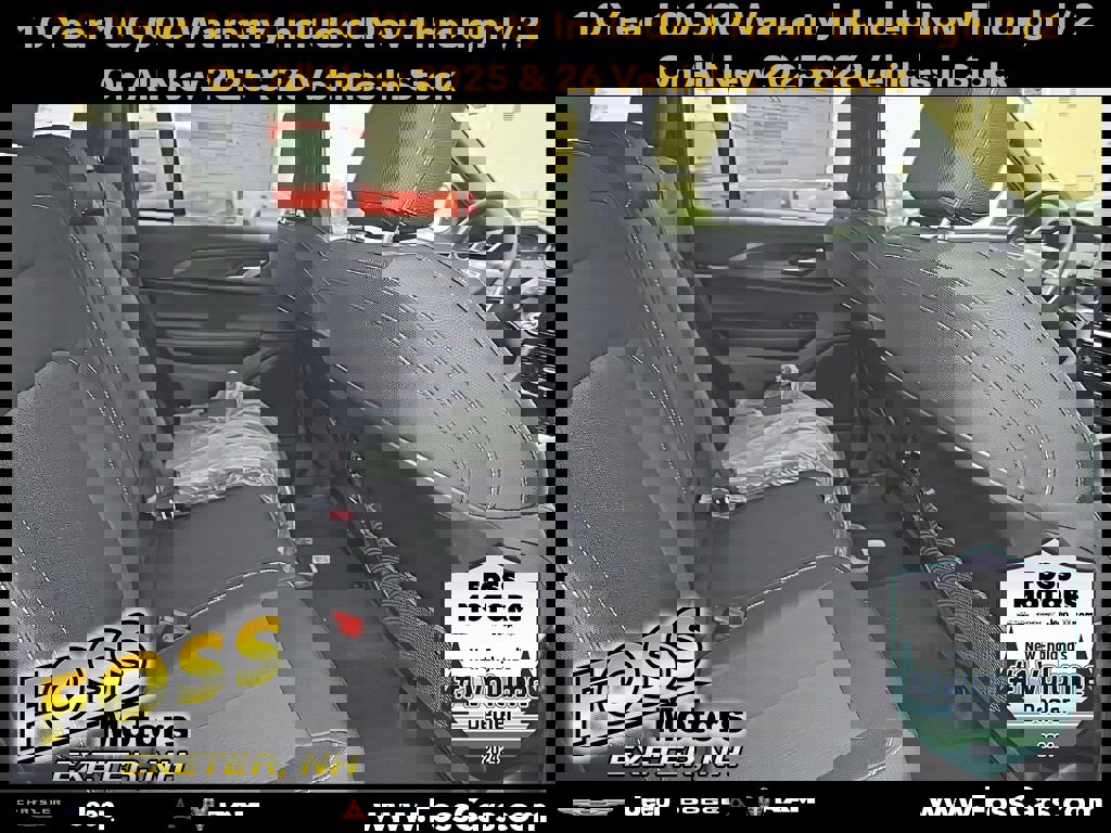 New 2025 Jeep Grand Cherokee Laredo X image 13