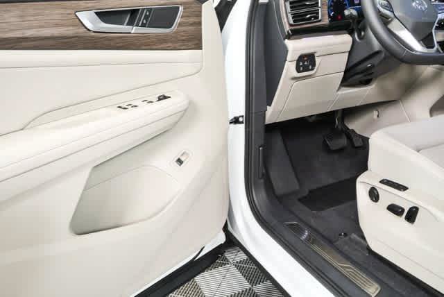 New 2026 Volkswagen Atlas SEL AWD/4WD image 9