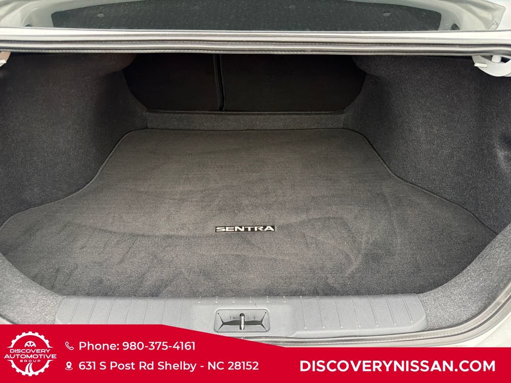Certified 2025 Nissan Sentra SR w/ SR Premium Package FWD image 40