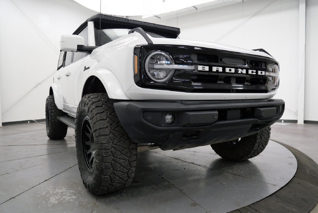 Used 2024 Ford Bronco Outer Banks AWD/4WD image 43