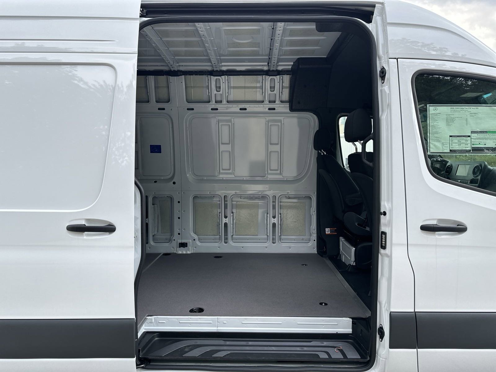 New 2024 Mercedes-Benz Sprinter 3500 image 9