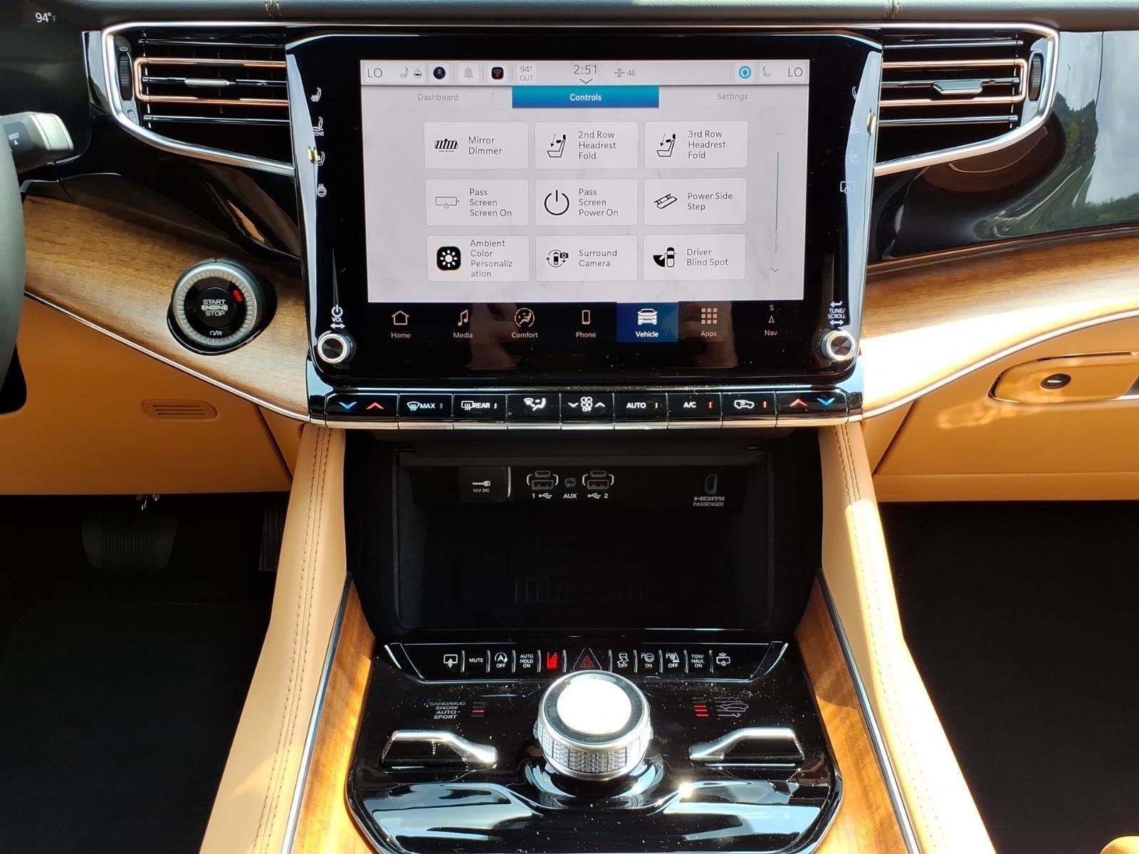 New 2026 Jeep Grand Wagoneer Summit AWD/4WD image 10