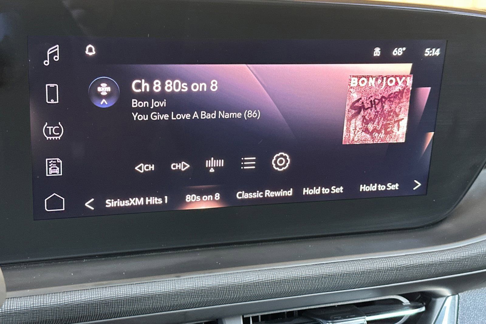 Certified 2025 Buick Envista Preferred FWD image 18