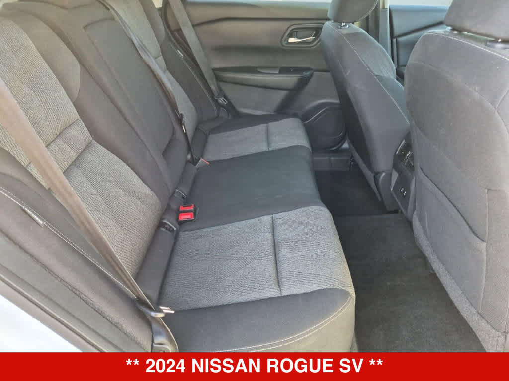 Used 2024 Nissan Rogue SV FWD image 19