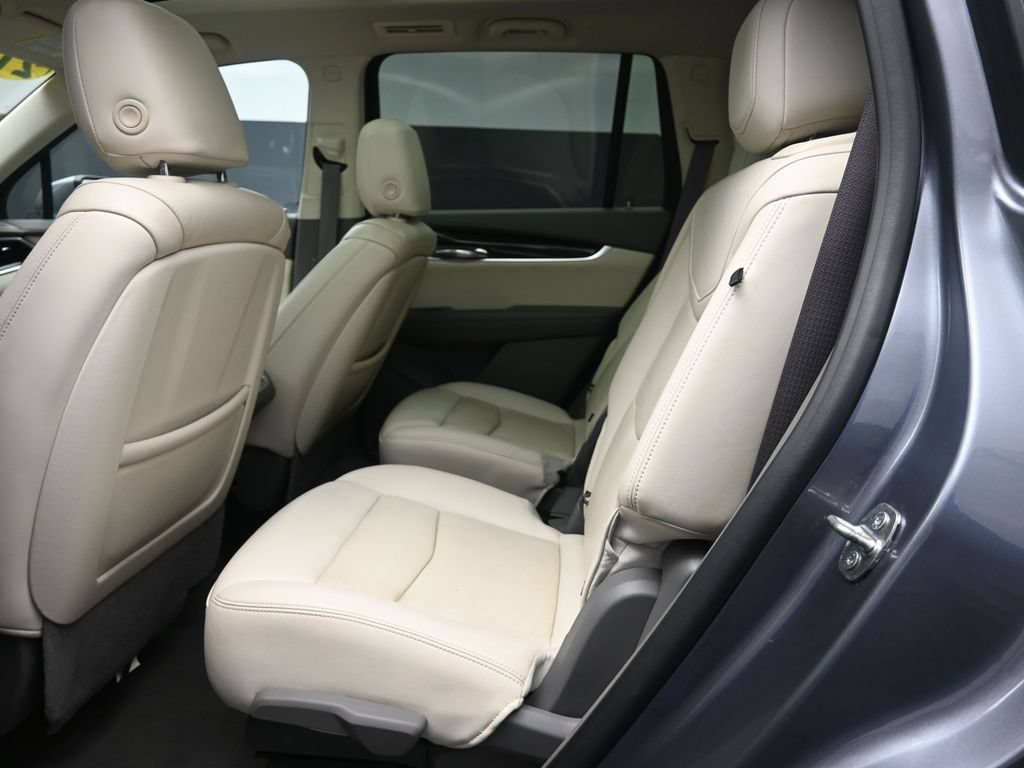 Used 2021 Cadillac XT6 Premium Luxury FWD image 21