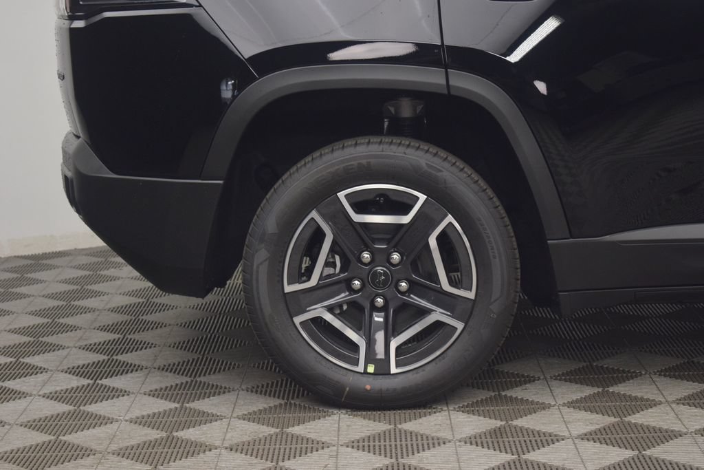 New 2026 Jeep Cherokee Limited AWD/4WD image 13
