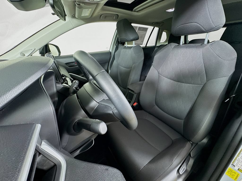 Certified 2025 Toyota Corolla Cross LE w/ Moonroof Package AWD/4WD image 2