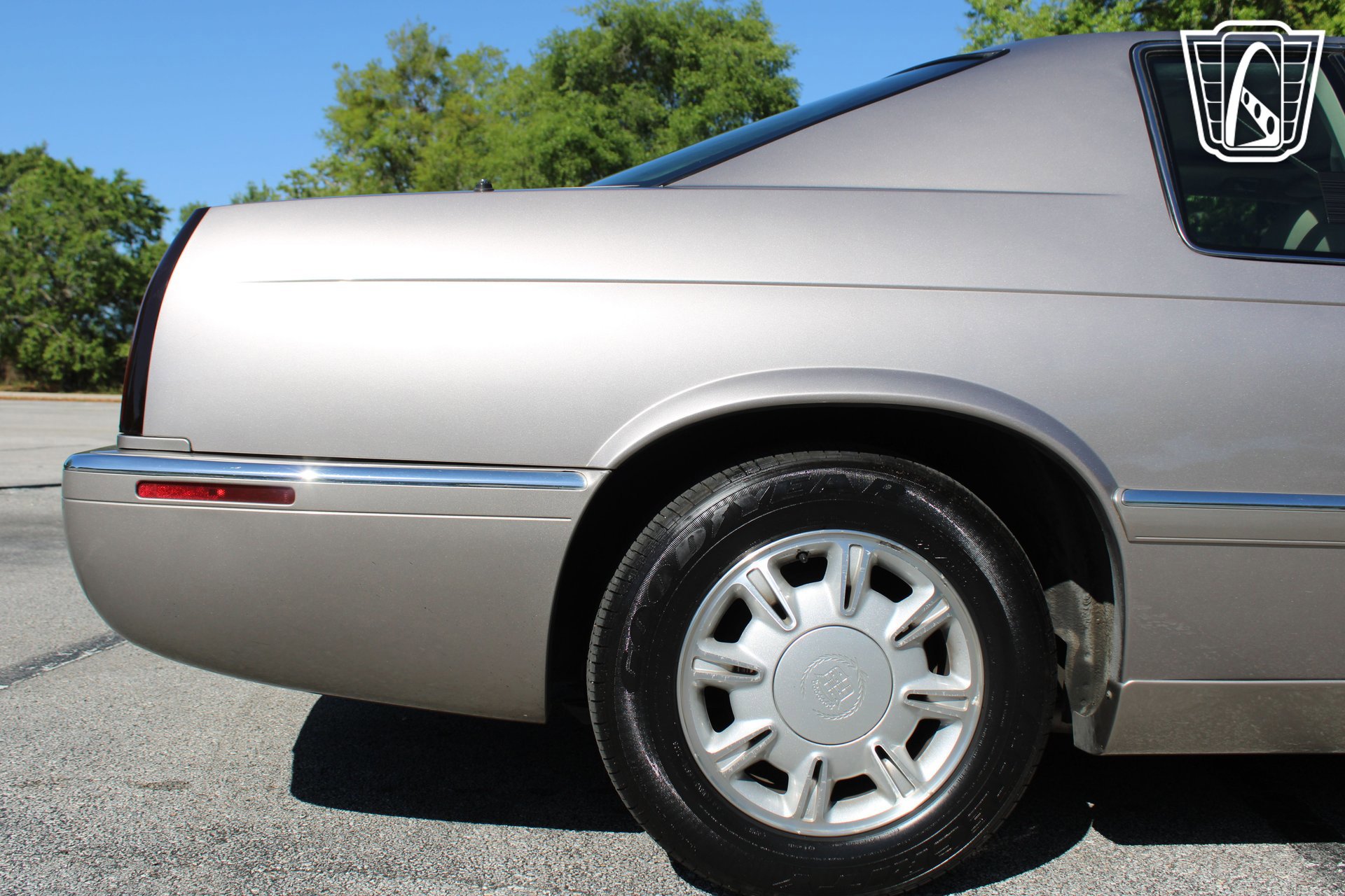 Used 1996 Cadillac Eldorado image 34