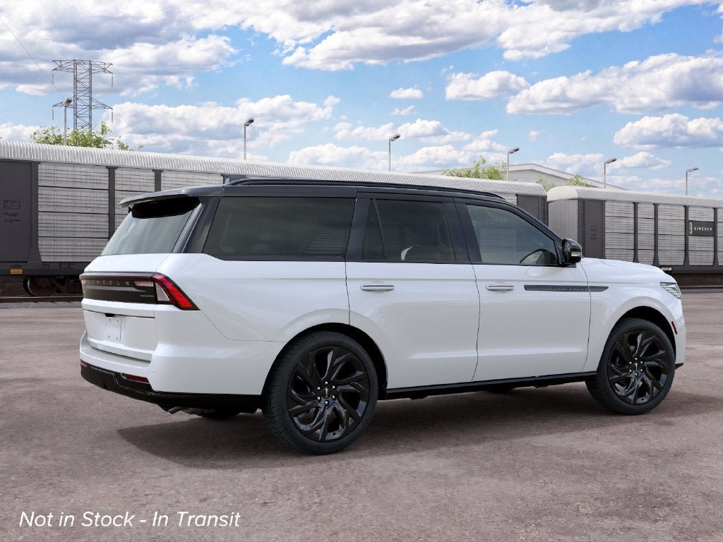 New 2027 Lincoln Navigator Black Label AWD/4WD image 6