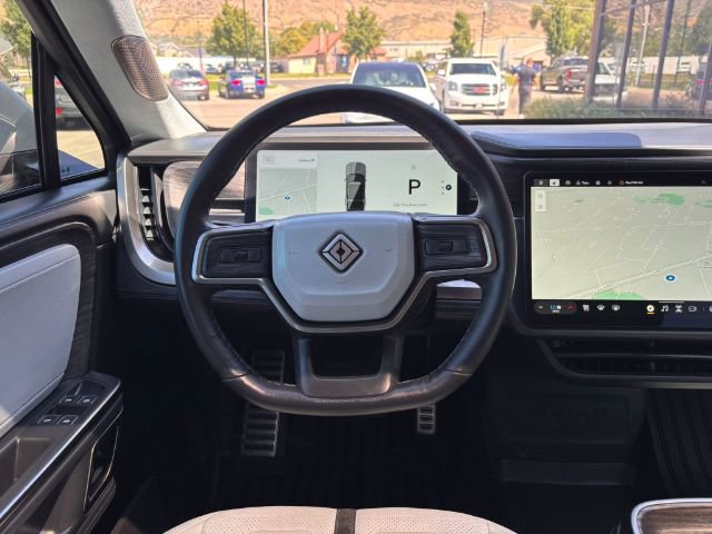 Used 2024 Rivian R1S Adventure image 38